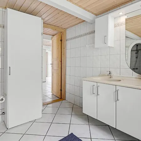 Spidsegaard Holiday home Nexo