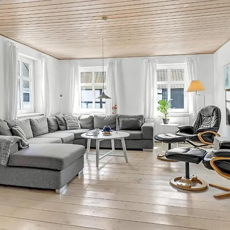 Spidsegaard * Neksø